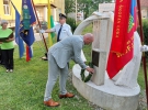 Župan položi venec